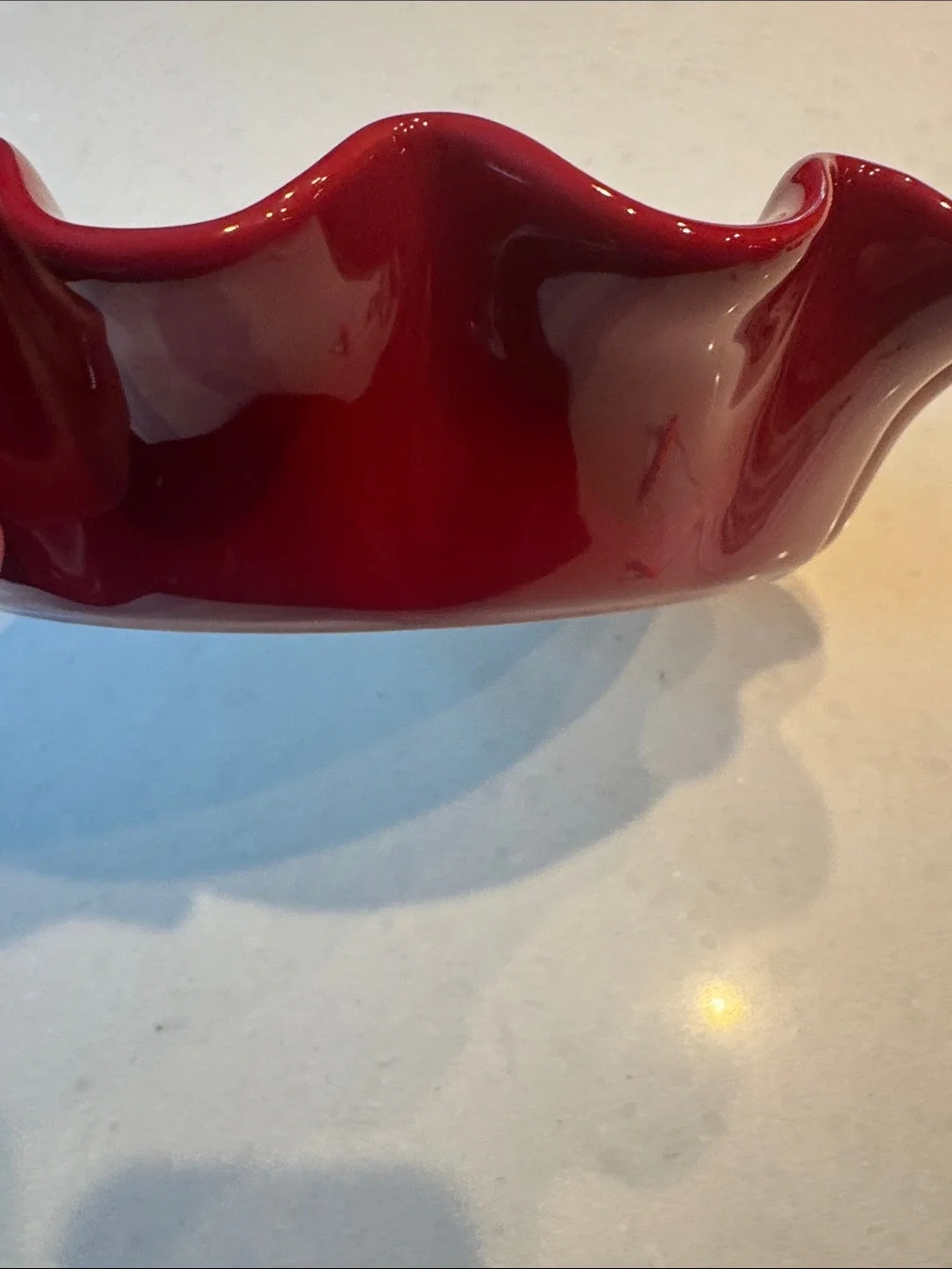 Ruffled Ceramic Pie Plate in Red - Home Kitchen Bakeware